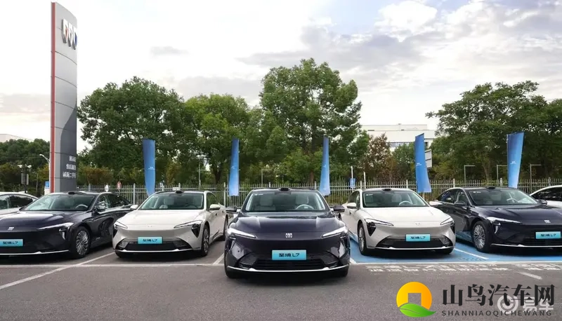 老师穿黑色双开真丝旗袍如何穿芭蕾：汽车养护秘籍：5招让你的爱车焕新颜-1