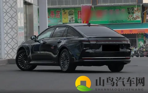 一文看懂皇冠（进口）购车指南，解读配置差异，应该怎么选？-2