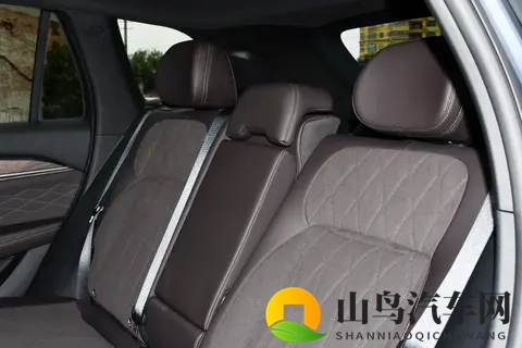 2026款吉利星越L东方曜望月版测评:新能源时代燃油车诚意之选!-2