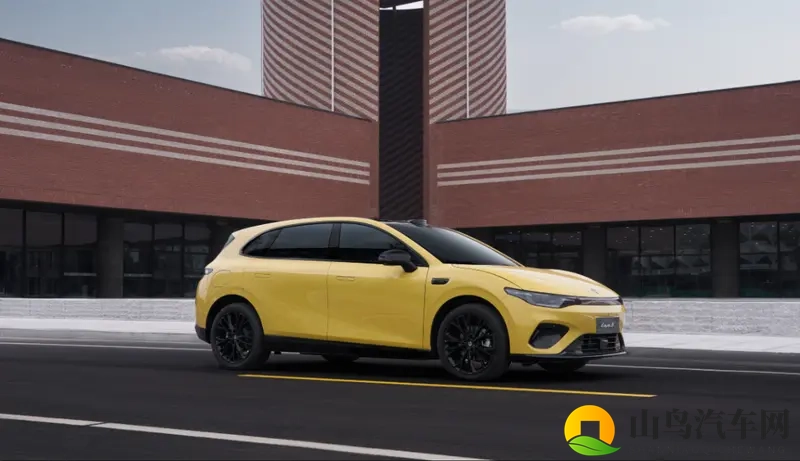 零跑Lafa5国内首秀，卖到10万起能火吗？-1