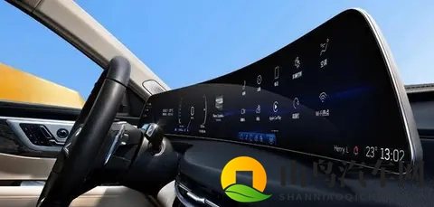 新款凯迪拉克CT6上市，底盘与科技是升级重点-3