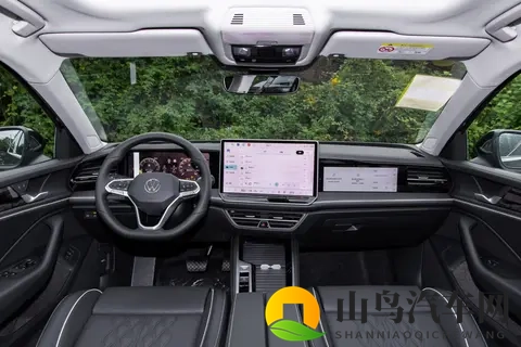 2026款大众迈腾B9实车亮相，配置新升级，两种动力可选-1