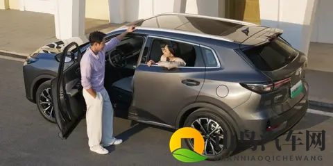 动力强，外观漂亮！长安新款SUV上市，喝92油，售价1129万-2