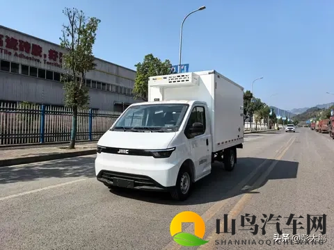 同一款底盘：4种不同的改装方式-3