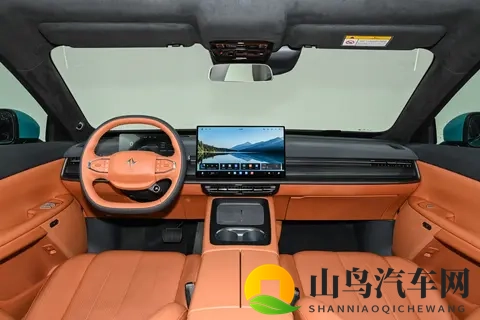 零百加速时间37s 轿跑东风奕派eπ007实车到店!-1