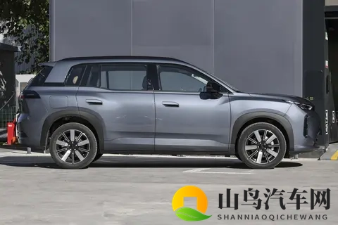 增程车痛点终结者!埃安 i60 预售 1X 万,动力油耗静音全拿捏-2