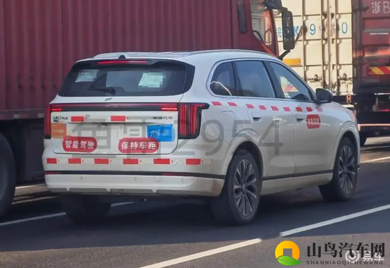 偶遇试验车，体验稳定，无明显畸变-1