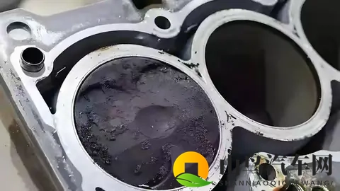 3个方法自测车积碳！不用工具，车主5分钟就能搞定-3