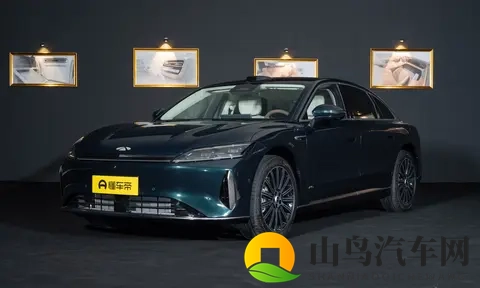 奇瑞新车又来！风云A9L猎鹰700助攻，顶配四座版真的能打吗？-1