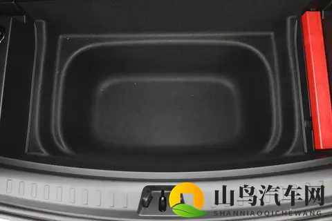 乐道L60：家用SUV的优秀代表，20万预算值得一看！-1