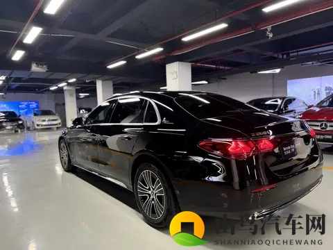 8千公里准新奔驰E级，一手车况，省下大笔购置税！-1