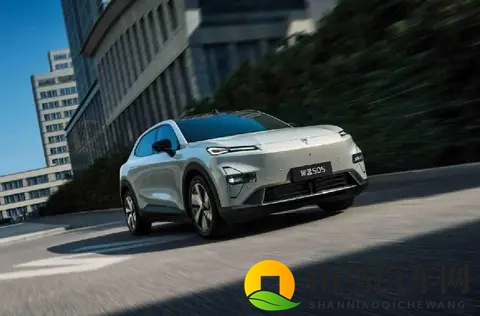 政策因素推动车市分化，主流车企增长乏力，新势力纯电动销量大涨-2