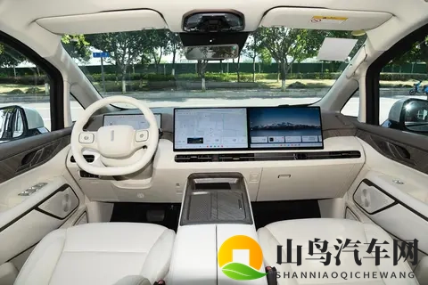 魏牌高山 7 上市：为解决家庭出行痛点而来，空间、舒适性拉满-1