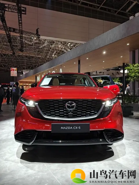 实拍新一代马自达CX-5欧版：可预见的不愁卖，但长马动作要加快-1