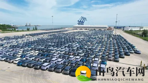 10月国内车企销量TOP10:吉利单月首超30万,比长城2倍还多?-1