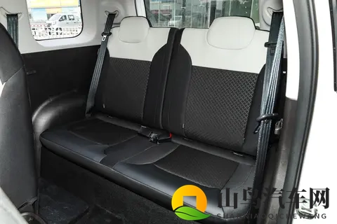 纯电微型代步车怎么?长安 Lumin 2026 款宝藏车型对比与选买建议-2