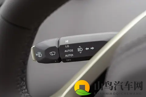 年轻人眼中的豪华轿车，试驾阿维塔06，192线激光雷达真香-2