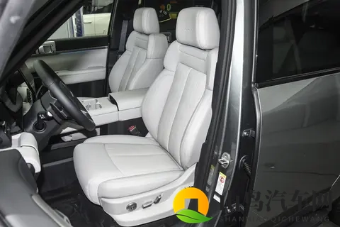 带娃出行、长途自驾、通勤省钱…这款SUV很懂家庭用户-2