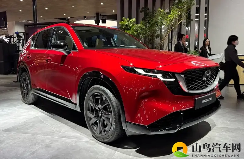 外观惊艳_内饰落俗,马自达新一代CX-5亮相东京车展-1