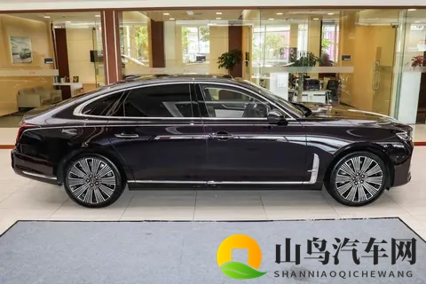 深度解析红旗H9版本差异,潜在用户该怎么选?-1