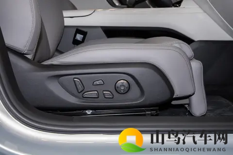 1399 万起的纯电中型车黑马?深蓝 L06:续航、智能全拉满-2