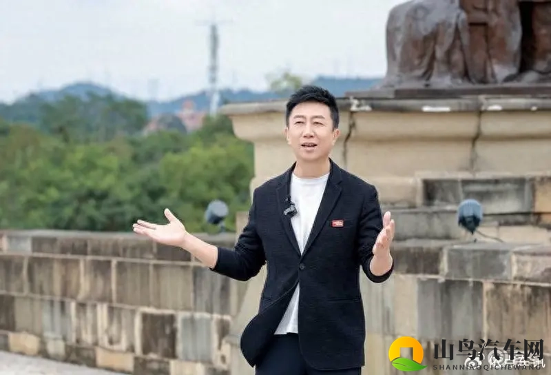 华为赋能 燃油车智能破局 东风日产天籁鸿蒙座舱全球首发-1