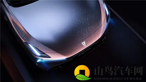 深蓝L06 标配激光雷达 磁流变悬架 预售价1399万起-3