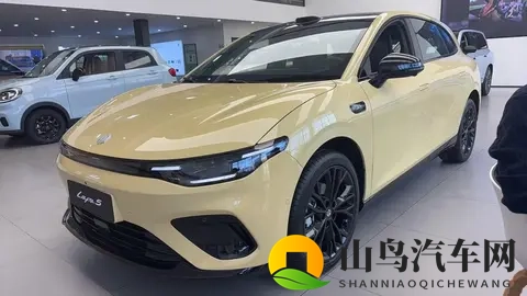 零跑Lafa5预售，会成为高尔夫GTI电动时代继任者吗？-2