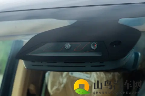 插混MPV的崛起，26款岚图梦想家，全能家商两用MPV-2