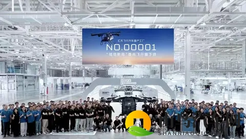 特斯拉跟风中国车企？马斯克也搞飞行汽车-1