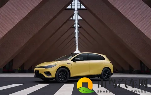 智能_旗舰_Pro_国民家轿，11月最值得期待新车TOP 5-2