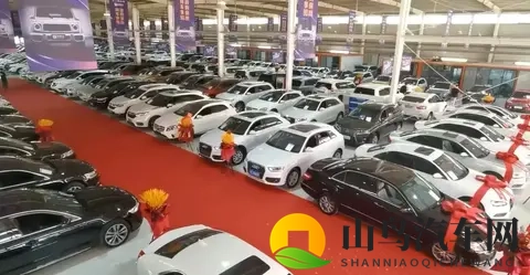 新车降价潮下，二手车市场崩了？车商哭了，买家却捡着漏了-1