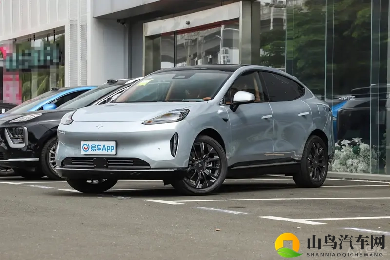 大五座纯电SUV PK,昊铂HT、智己LS6选谁更值?-1