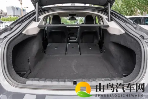 宝马4系2024款，全系都是后驱，哪款性价比更高？-3