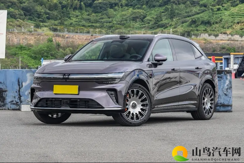 焕新的极氪7X,它的到底实力如何-1