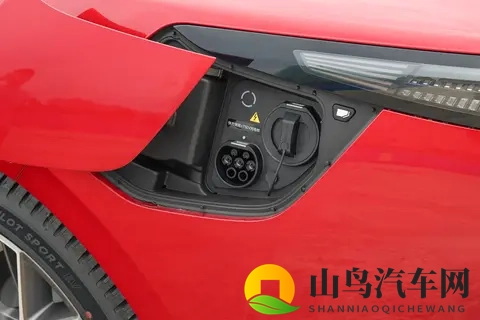从动力到续航都惊喜！2025 款星纪元 ES 试驾，附 11 月专属购车福利-2