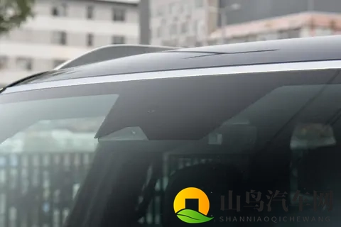 30万预算，选汉兰达还是新帕里斯帝？试驾完，我明白了-2