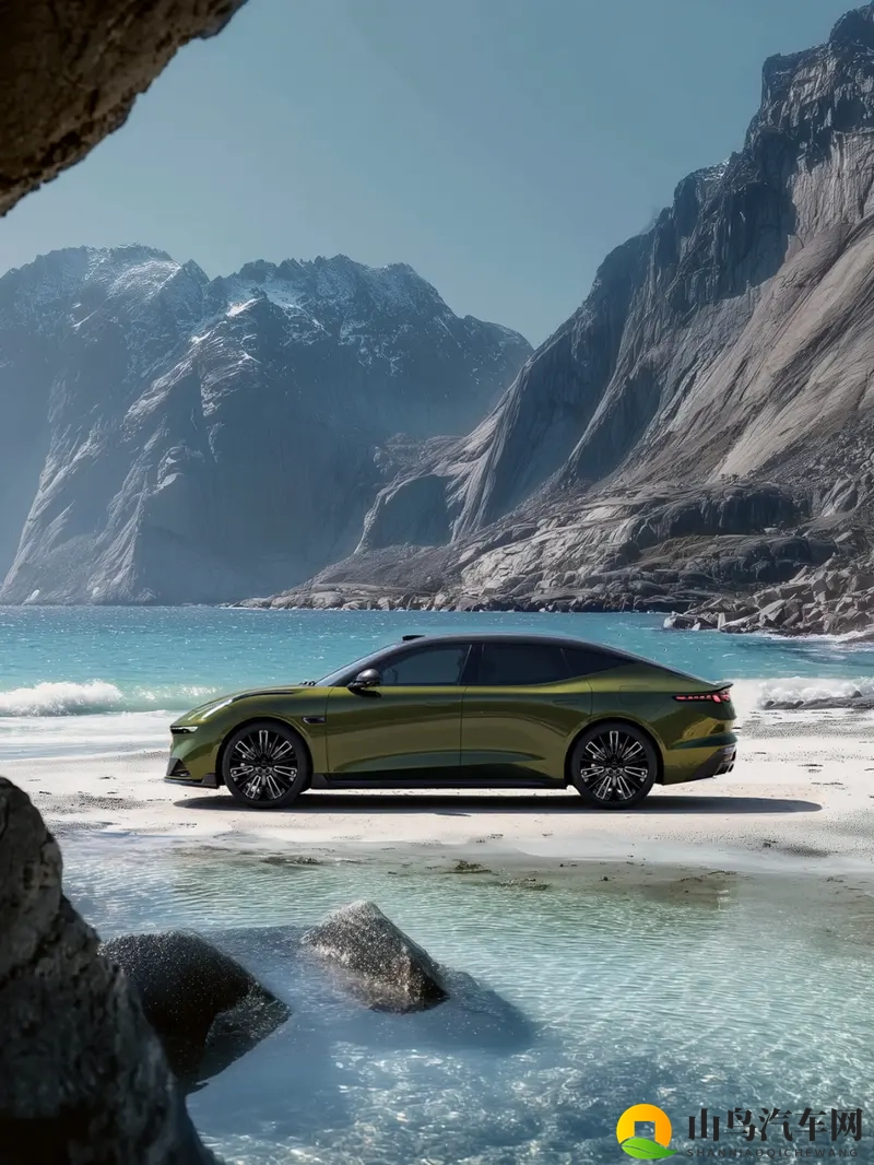 50度陡坡见证实力：领克10EM-P重新定义轿车通过性-1