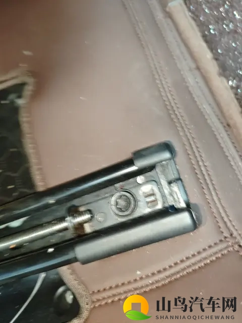 99re只有精品:新能源汽车崛起,智能驾驶成潮流,汽车品质与服务成关键-2