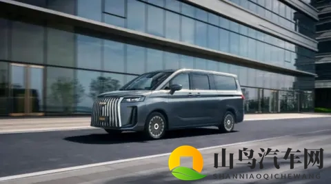 MPV市场“上强度” 第四季度多款新车来袭 北汽锐胜M8配四种动力-2