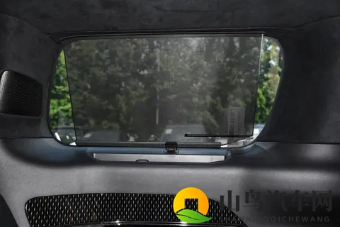 11月入手极氪009立省5万！这款纯电MPV如何从商务车变身家用新宠-1