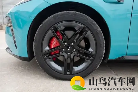 预售1499万元起！轴距近3米，配激光雷达，这款车要来了-2