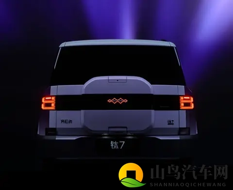 钛 7 选得钛对了：科技加持，家庭出行品质全面升级-3