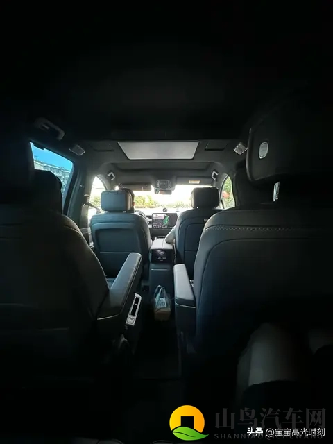 车界巨变:全新ES8引领电动时代潮流-2