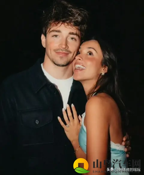 F1圣保罗大奖赛开启!维斯塔潘又迎卫冕战!勒克莱尔双喜临门冲冠-1