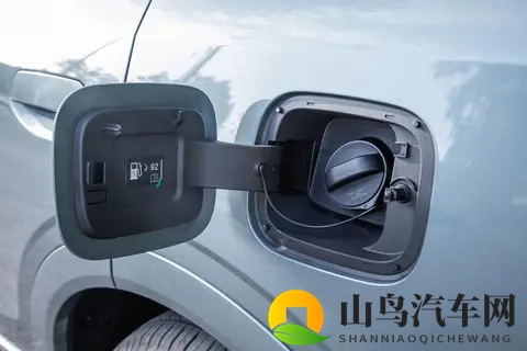 10 万级七座 SUV，捷途 X70L，舒适安全又省心-3