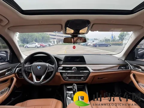 娜娜老师家访：现代家庭选车,安全舒适智能缺一不可-2