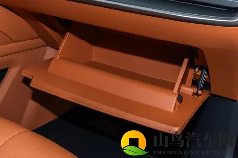 15万级轿跑竟全系标配激光雷达？东风奕派eπ007+升级上市！-1