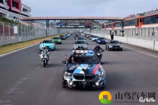 火影成人:科技融合新潮流,混合动力汽车惊艳亮相-1