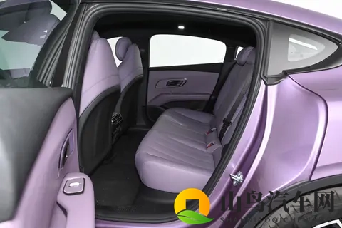 15万级科技配置狂魔，把好东西全堆车上，深蓝L06够诚意吗？-1